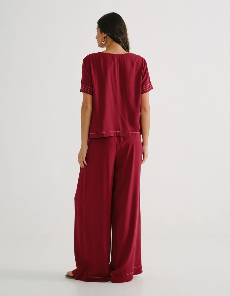 030234_1320_2-BLUSA-MANGA-CURTA-DETALHE-PESPONTO
