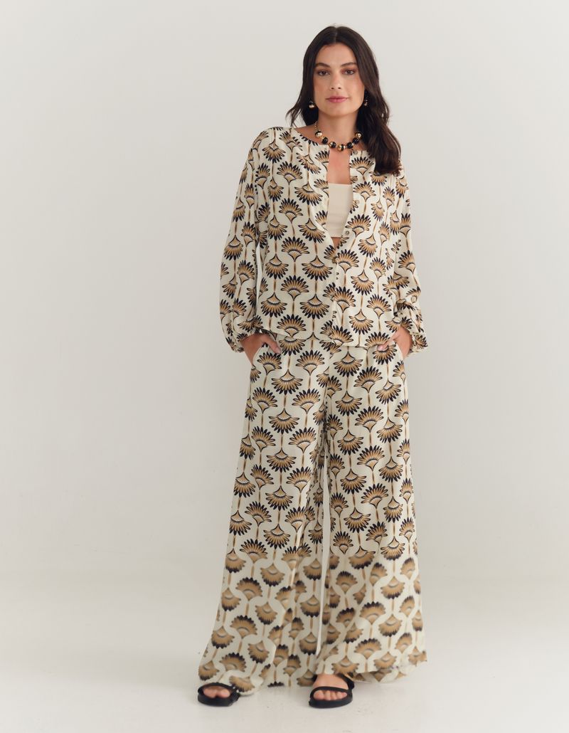 028818_0003_1-BLUSA-ESTAMPADA-FARFALE