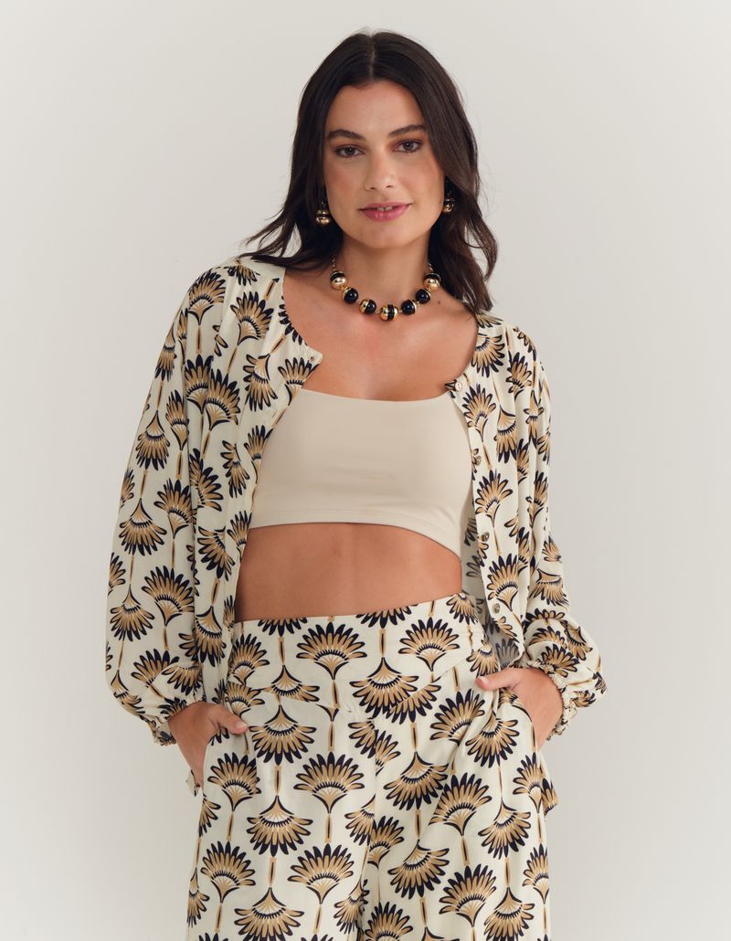 028818_0003_4-BLUSA-ESTAMPADA-FARFALE