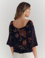 029421_0030_2-BLUSA-ESTAMPADA-JARDIM-ARTESANAL