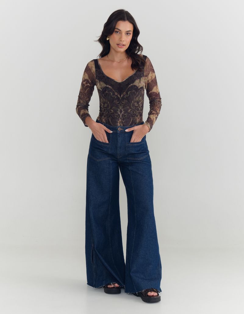 900446_0002_1-BODY-ESTAMPADO-RENDADA