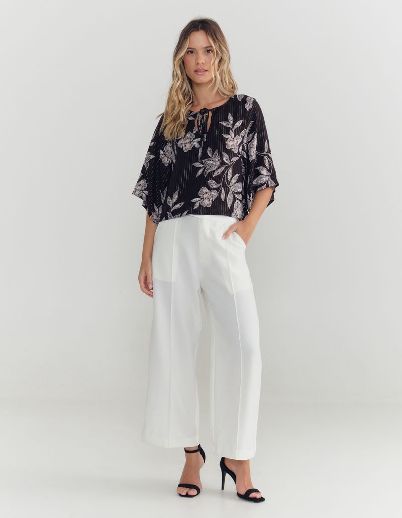 030328_0002_1-BLUSA-ESTAMPADA-FLORAL-BORDADO