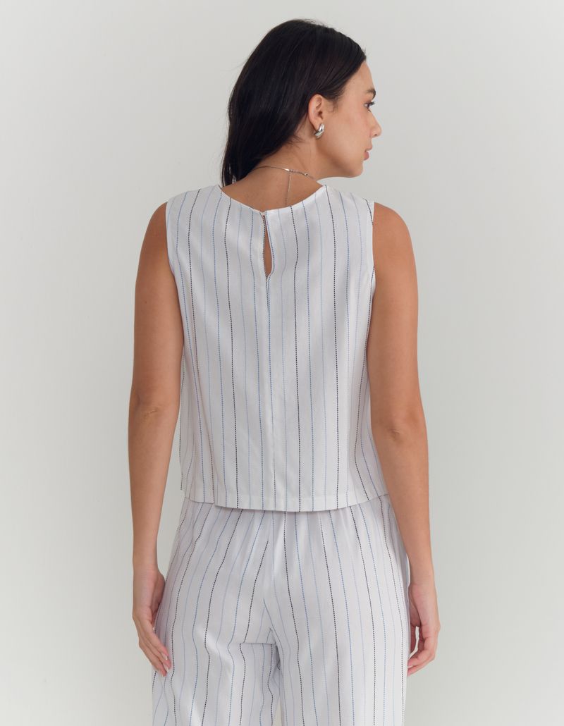 030150_0035_2-BLUSA-LISTRAS-MAQUINETADA
