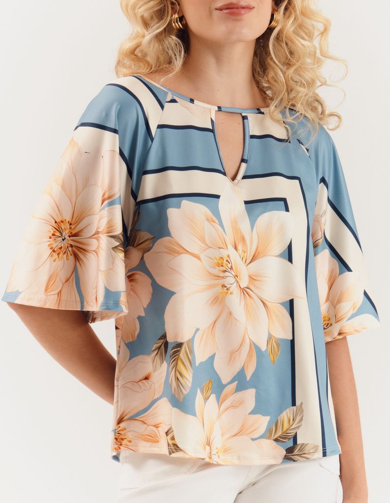 030461_1060_4-BLUSA-ESTAMPADA-FLORAL-QUADROS