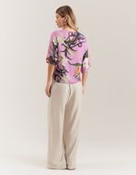 030588_1000_2-BLUSA-ESTAMPADA-LIRIO-LILAS