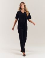 028589_0002_4-BLUSA-DECOTE-MOLDURA-PESPONTO-CONTRASTE