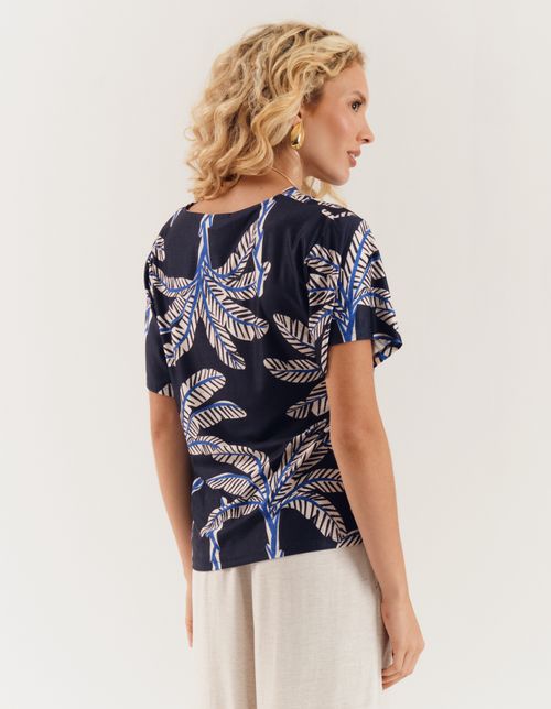 Blusa Estampada Flores e Conchas - Azul Marinho