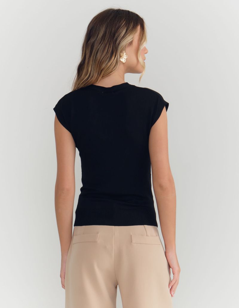 030242_0002_2-BLUSA-TRICOT-DECOTE-V-COMFY