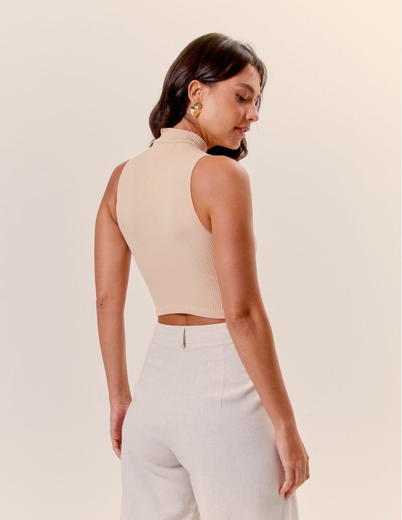 030654_0004_2-BLUSA-UNDER-SEAMLESS-CAMILA
