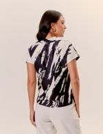 030695_0002_2-BLUSA-ESTAMPADA-RAJI