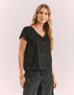 030621_0002_1-BLUSA-GOLA-V-SUEDE
