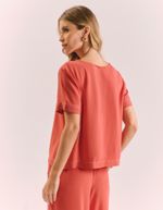 030234_1347_2-BLUSA-MANGA-CURTA-DETALHE-PESPONTO