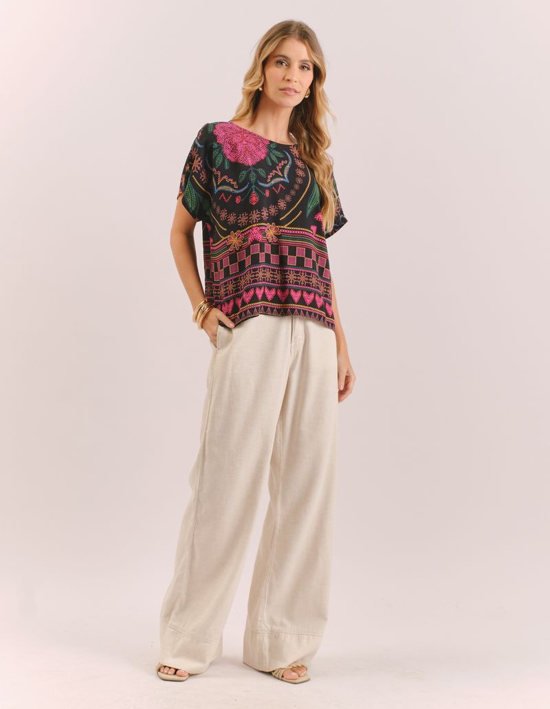 030690_0002_3-BLUSA-ESTAMPADA-BORDADO-FLOWER