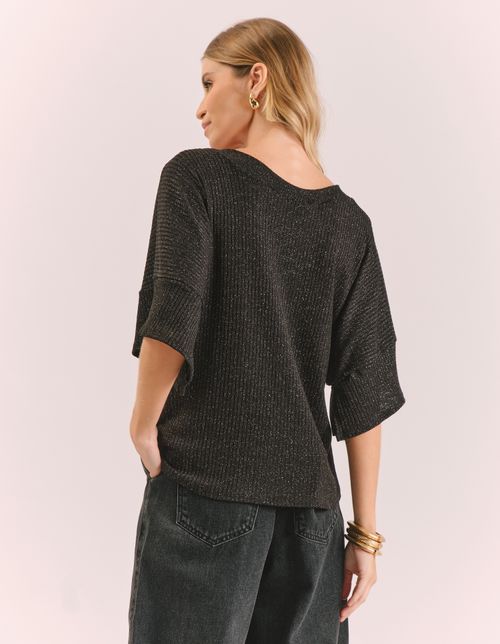 Blusa Claudia Com Pala - Preto