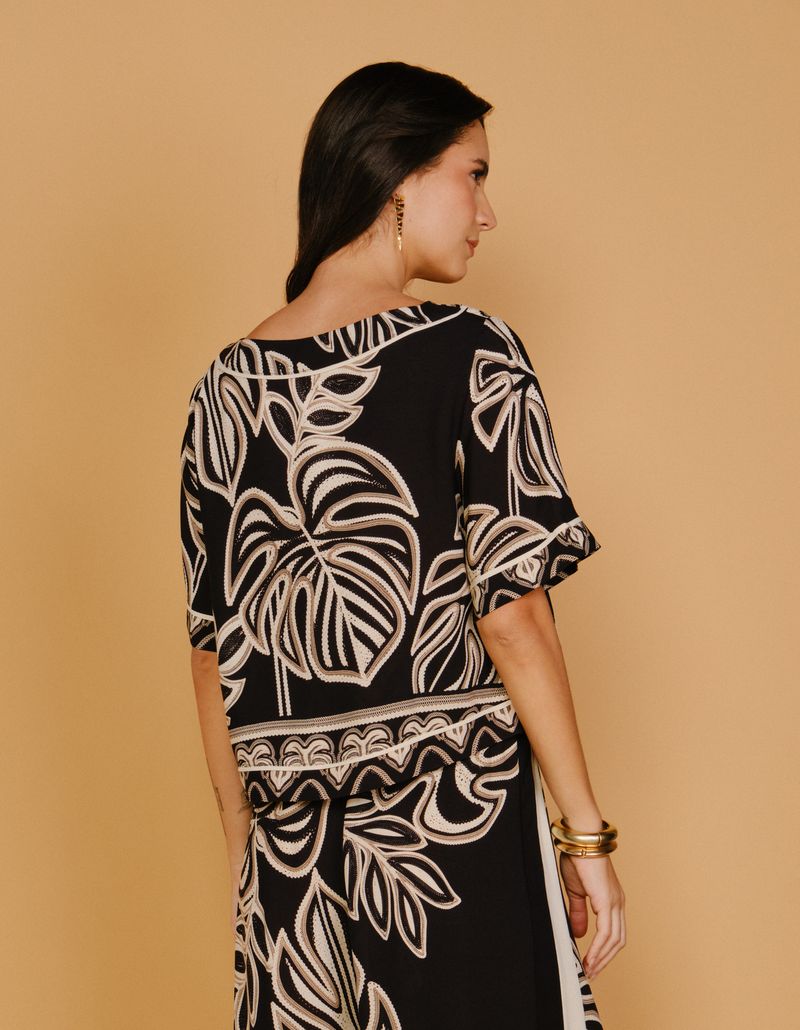 030754_0002_6-BLUSA-ESTAMPADA-SALMA