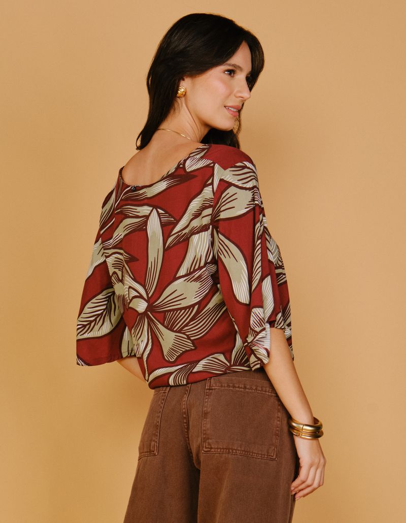 030687_0011_2-BLUSA-ESTAMPADA-FLORAL-SOUK