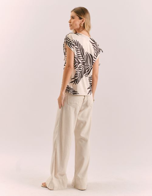 Blusa Estampada Folhagem P&b - Off White