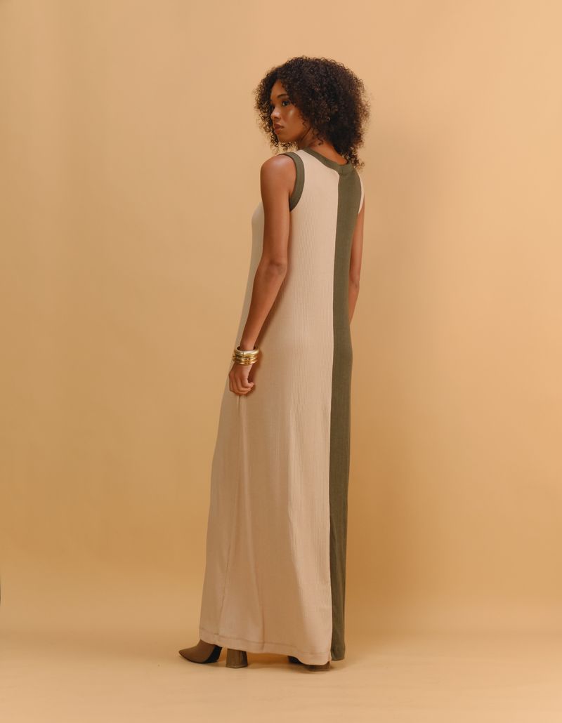 030694_1213_2-VESTIDO-DECOTE-CANOA-BICOLOR