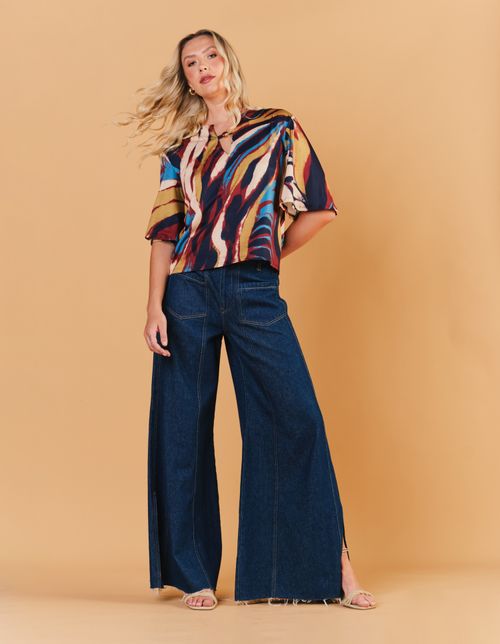 Blusa Ampla Estampada Folhagem Malbec - Vinho