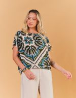 031013_0035_1-BLUSA-ESTAMPADA-LENCO-COQUEIRO