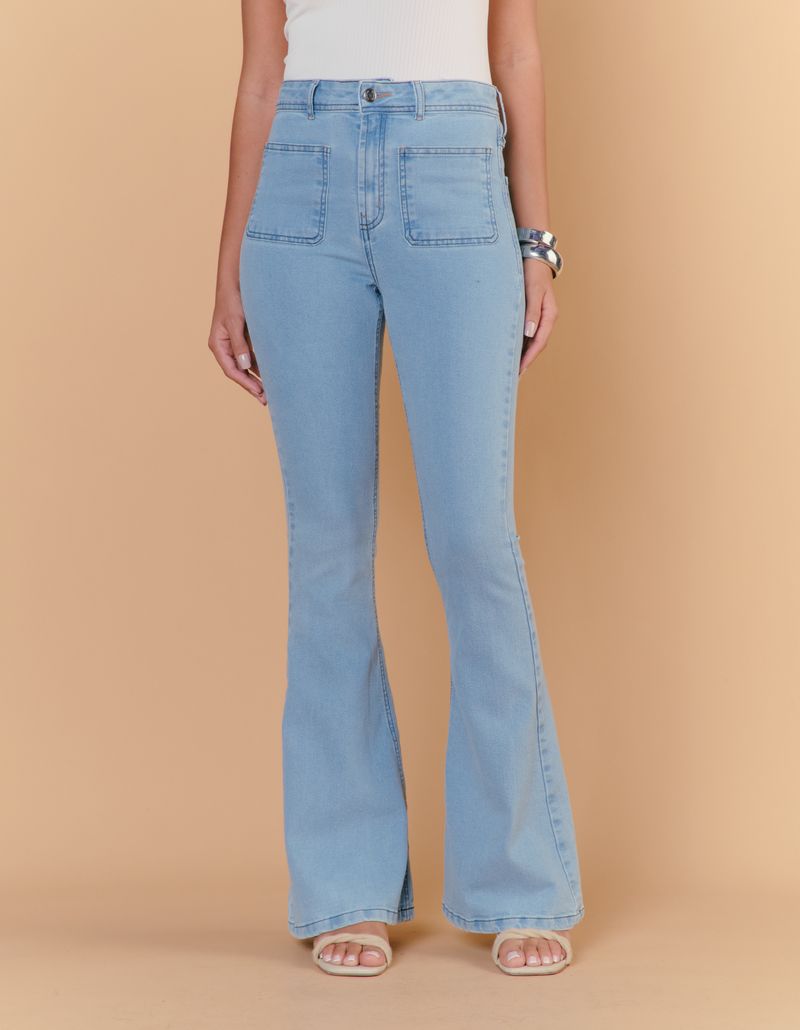 029318_0023_3-CALCA-JEANS-FLARE-BOLSOS-FRENTE