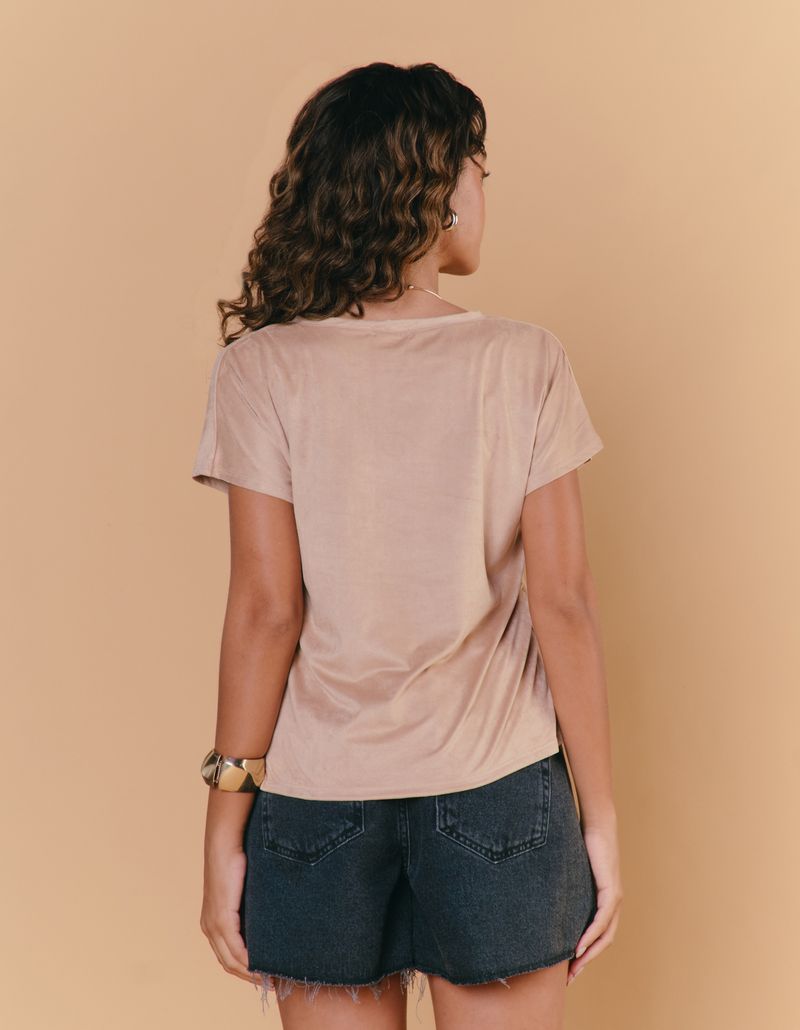 030621_0004_2-BLUSA-GOLA-V-SUEDE