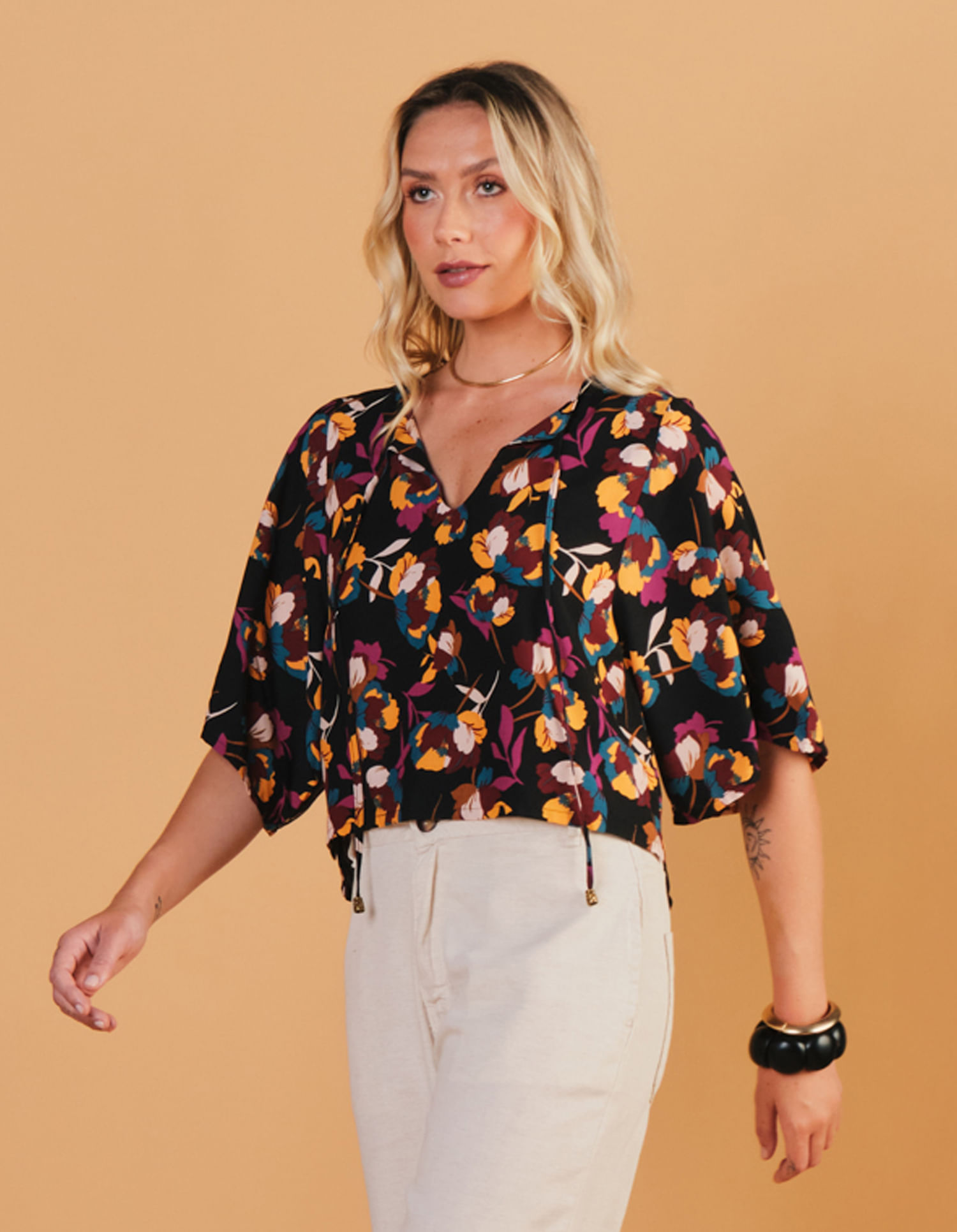 Blusa Estampada Aylin - Preto