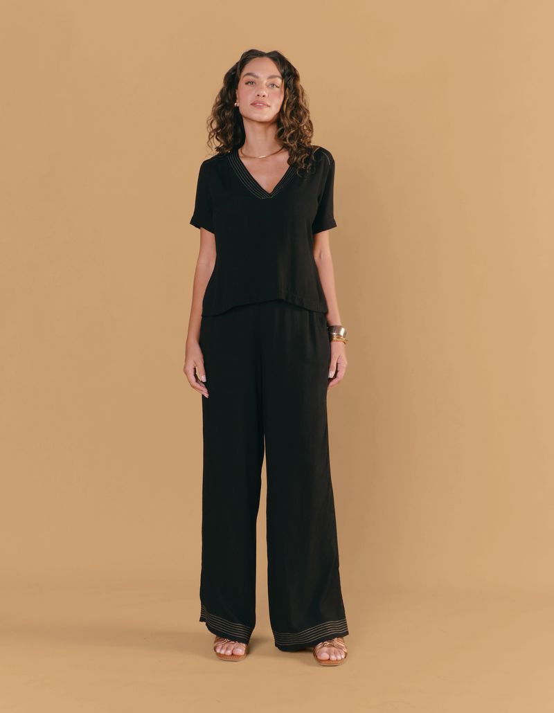 031023_0002_4-BLUSA-DECOTE-V-PESPONTOS