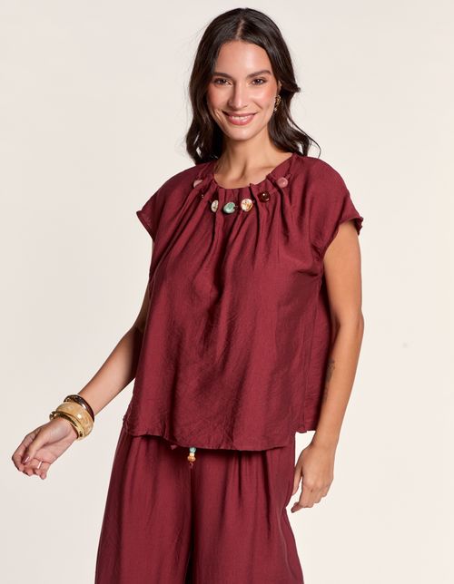 Blusa Detalhe Decote Pregas - Vinho