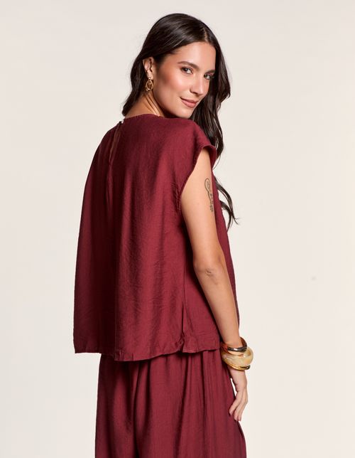 Blusa Detalhe Decote Pregas - Vinho