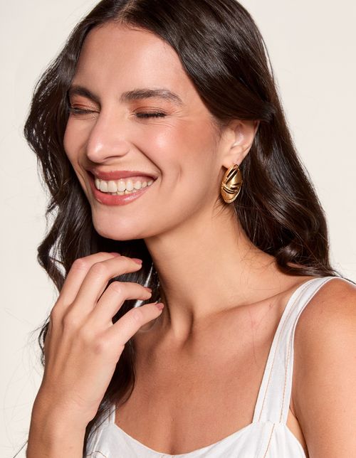 Brinco Vazado - Dourado