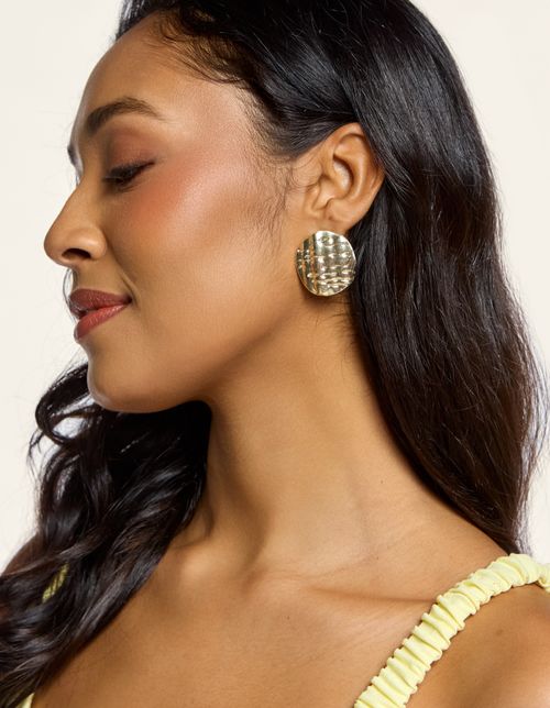 Brinco Botão Martelado Textura - Dourado