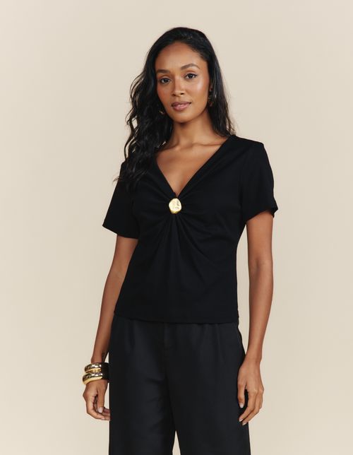 Blusa Decote v Botão Martelado - Preto