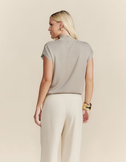 Blusa Tricot Gola Alta - Capuccino