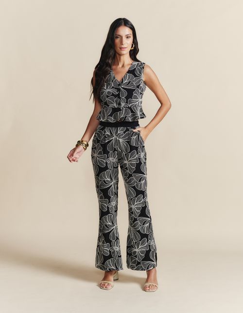 Conjunto Colete e Calça Bordada Flores - Preto