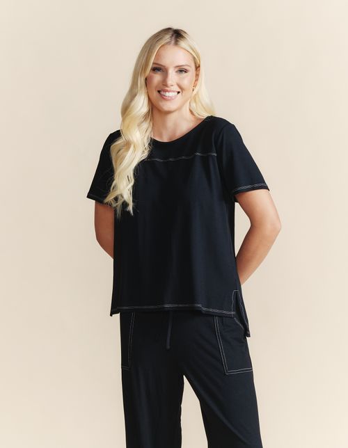 Blusa Manga Curta Pesponto Contrastante - Preto